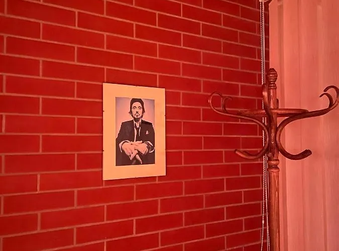Na Hranici *